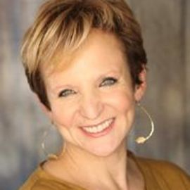 Marlene Wallach Headshot