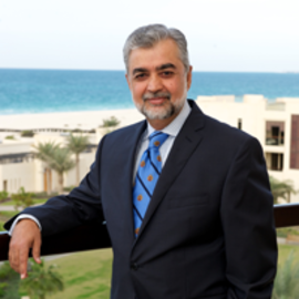 Dr. Nasim Ashraf Headshot
