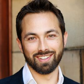 Derek Muller Headshot